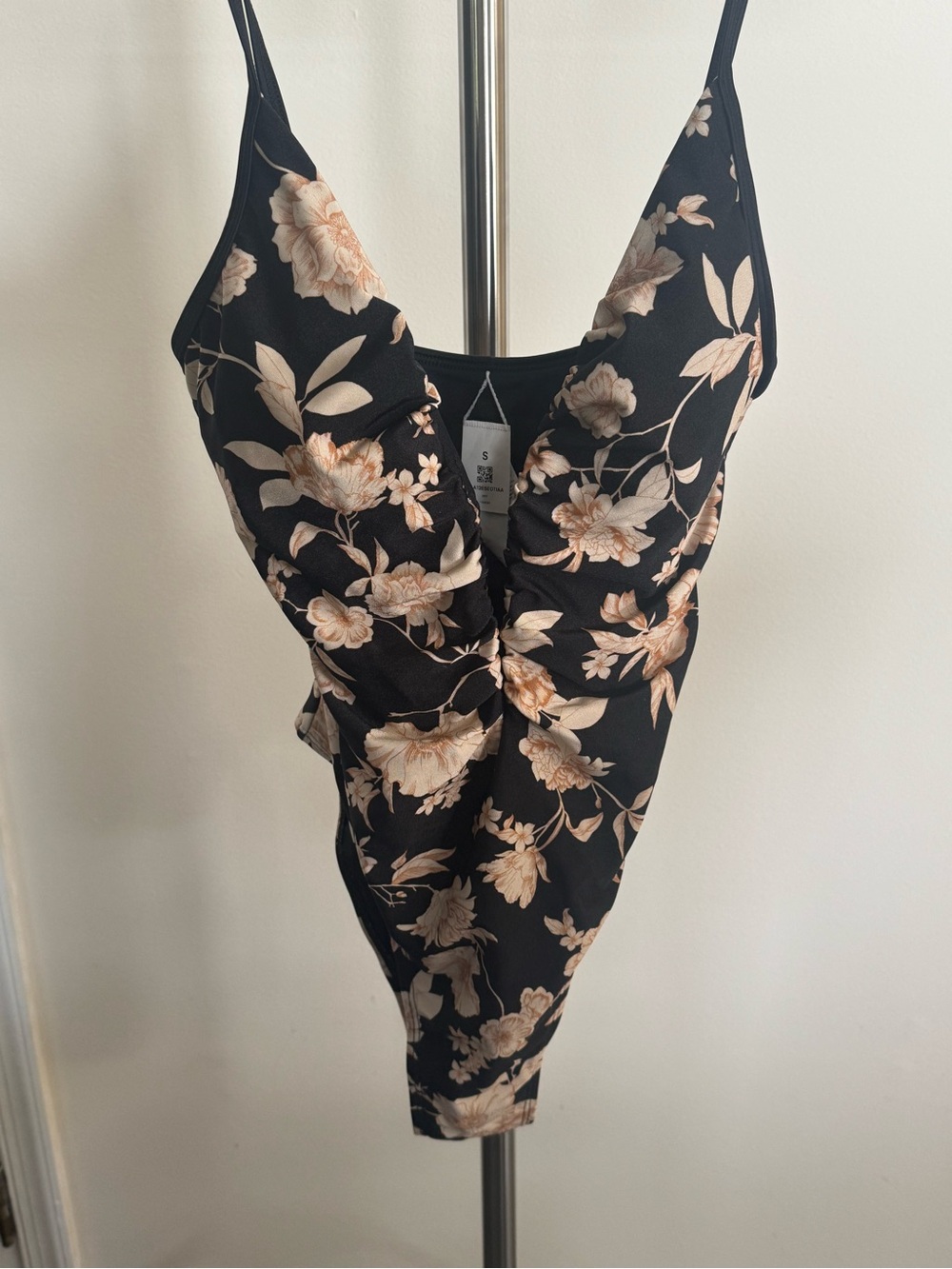 Cupshe Black Floral one piece swimsuit with Cream Blooms.